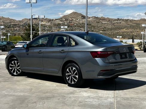 Used 2024 Volkswagen Jetta S image 6