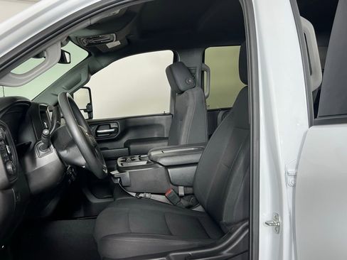 Used 2025 Chevrolet Silverado 2500 W/T w/ WT/CX Safety Package image 20