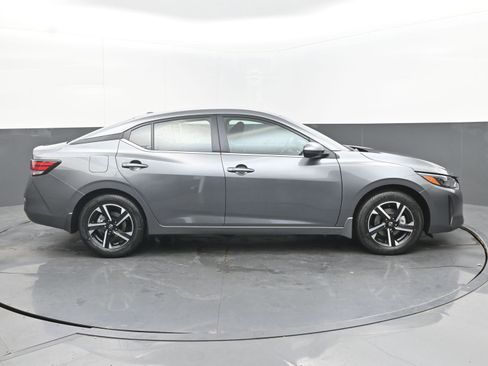 New 2025 Nissan Sentra SV w/ All-Weather Package image 8