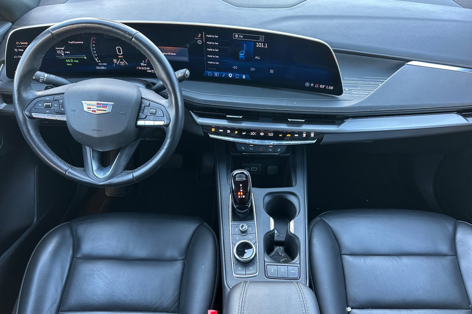 Used 2025 Cadillac XT4 Premium Luxury w/ Cold Weather Package AWD/4WD image 16