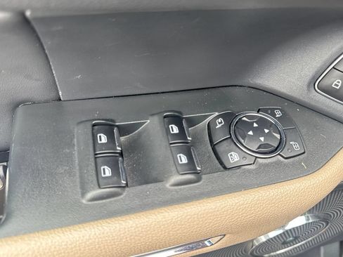 Used 2024 Ford Expedition Limited AWD/4WD image 18