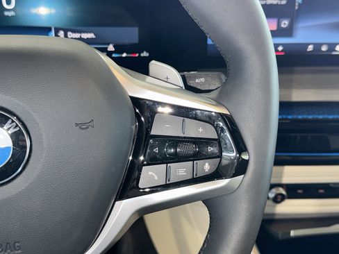 Used 2025 BMW 430i xDrive Coupe w/ Premium Package image 20