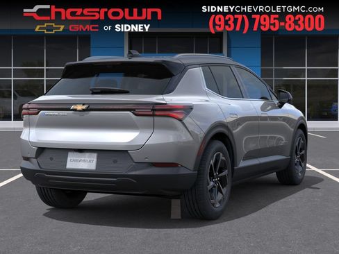 New 2026 Chevrolet Equinox EV LT AWD/4WD image 4