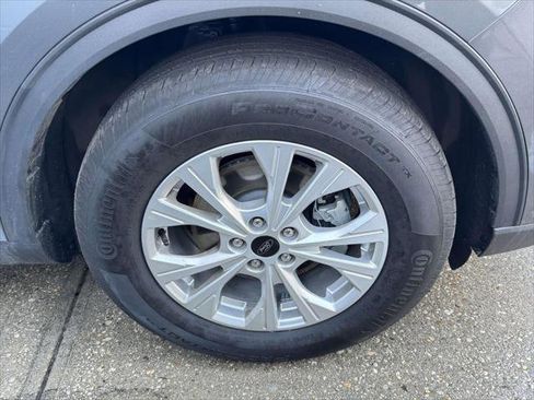 Used 2025 Ford Escape Active w/ Cold Weather Package image 5