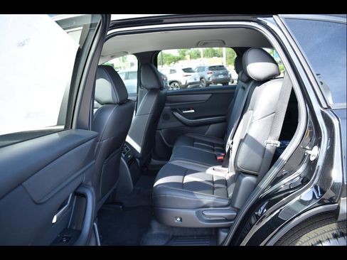 Used 2025 MAZDA CX-90 3.3 Turbo w/ Select Package image 17