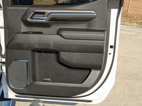 Used 2024 Chevrolet Silverado 1500 LTZ image 26