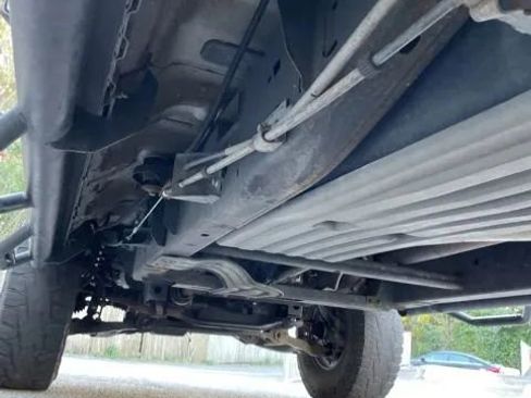 Used 2015 Ford F150 Lariat image 9