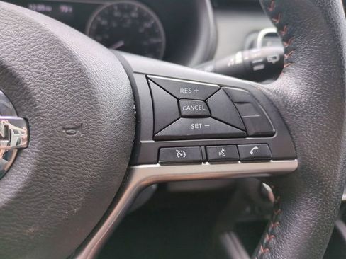 Used 2020 Nissan Kicks SR FWD image 27