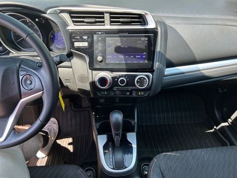 Used 2019 Honda Fit Sport image 18