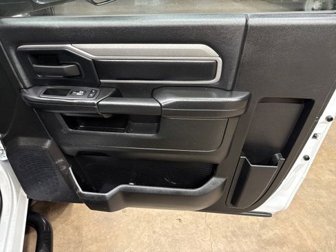 Used 2022 RAM 5500 Tradesman image 23