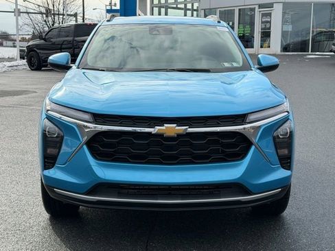 New 2026 Chevrolet Trax LT w/ Driver Confidence Package image 8