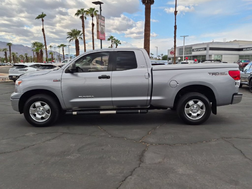 Used 2010 Toyota Tundra 4x4 Double Cab image 3