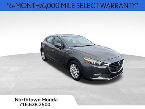 Used 2017 MAZDA MAZDA3 Sport image 2
