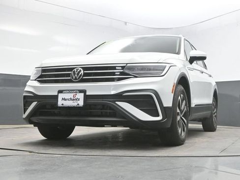 Used 2022 Volkswagen Tiguan S AWD/4WD image 38