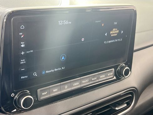 Used 2023 Hyundai Kona Limited image 13