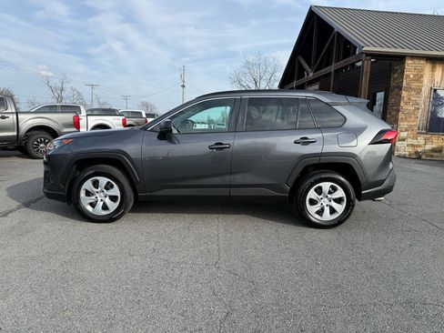 Used 2020 Toyota RAV4 LE image 3