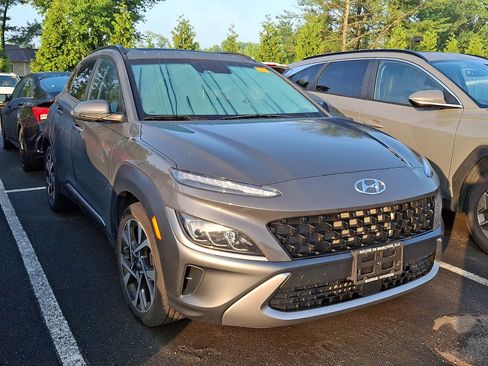 Used 2023 Hyundai Kona Limited w/ Cargo Package AWD/4WD image 5