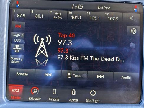 Used 2023 Dodge Charger SXT image 28