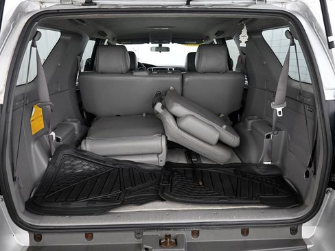 Used 2005 Toyota 4Runner SR5 image 25