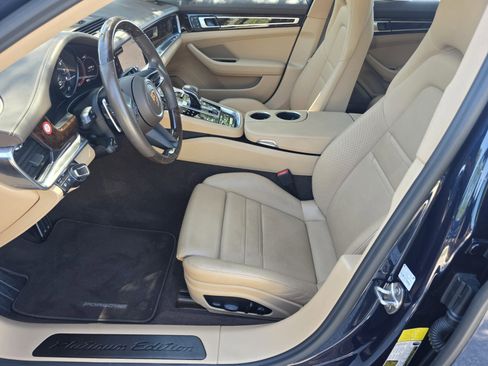 Used 2022 Porsche Panamera 4 E-Hybrid AWD/4WD image 10