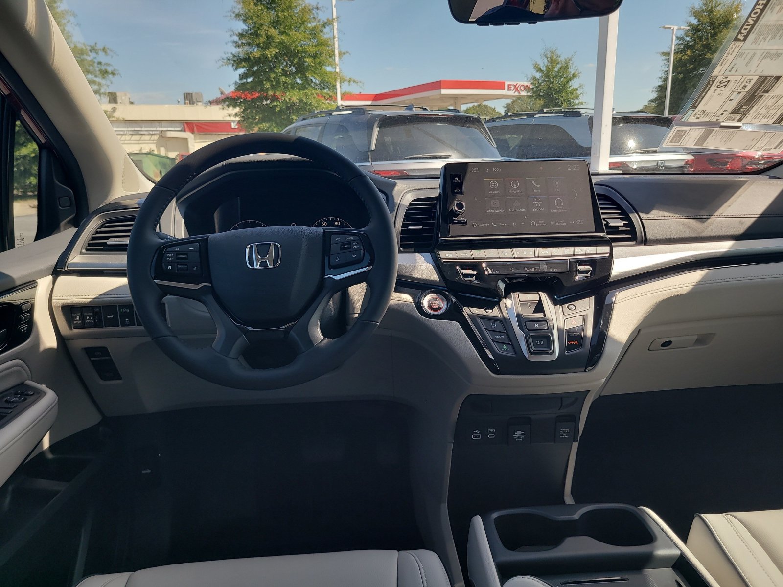 New 2027 Honda Odyssey Touring image 24