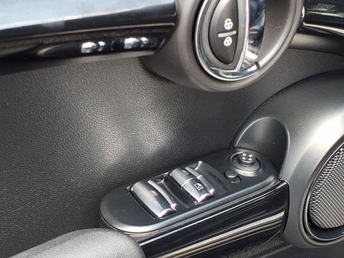 Used 2019 MINI Cooper S FWD image 14