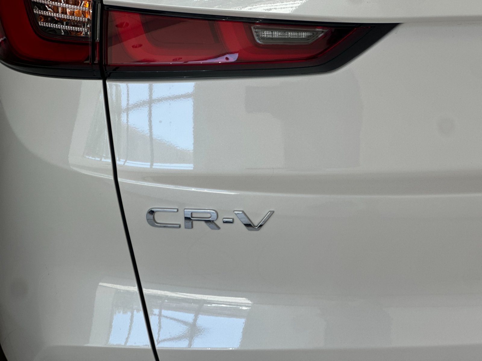 Used 2025 Honda CR-V EX-L image 25