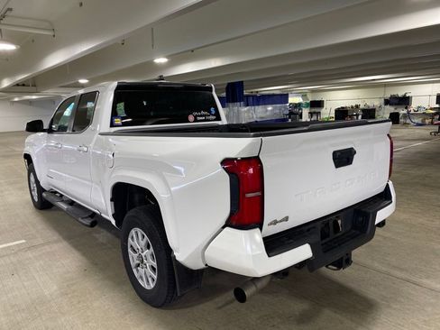 Used 2024 Toyota Tacoma SR5 AWD/4WD image 3