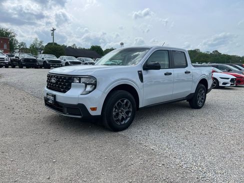 Used 2025 Ford Maverick XLT w/ XLT Luxury Package AWD/4WD image 4