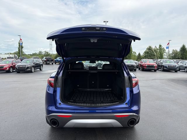 Used 2023 Alfa Romeo Stelvio Ti w/ Active Assist Plus Package AWD/4WD image 16