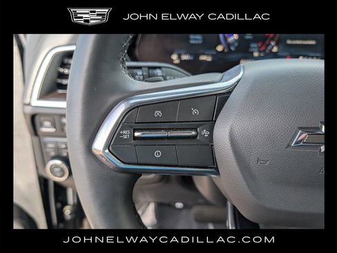 Used 2025 Chevrolet Suburban Z71 w/ Z71 Off-Road Package image 26