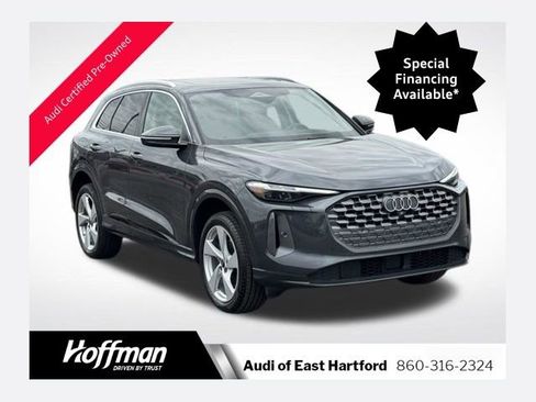 Certified 2025 Audi Q5 Premium Plus w/ Premium Plus AWD/4WD image 1