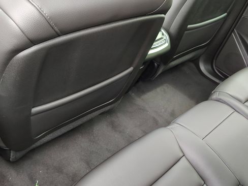 New 2025 Cadillac XT6 Luxury image 37