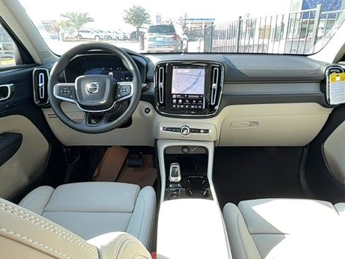 New 2026 Volvo XC40 B5 Plus w/ Protection Package Premier image 13