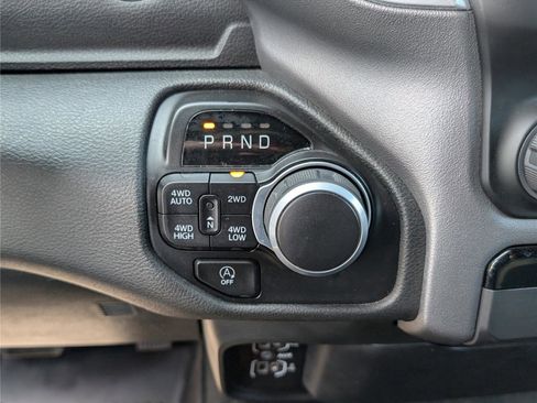 Used 2022 RAM 1500 Big Horn AWD/4WD image 23