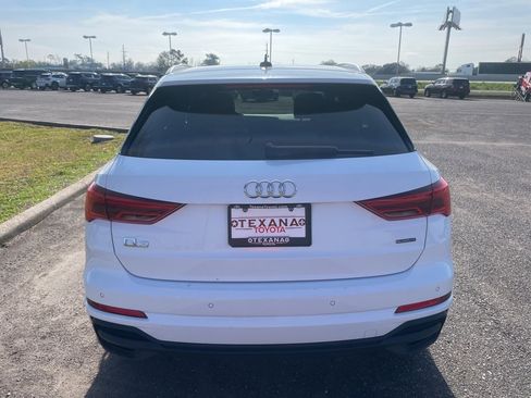 Used 2025 Audi Q3 2.0T Premium image 6