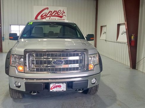 Used 2014 Ford F150 XLT w/ XLT Chrome Package image 2