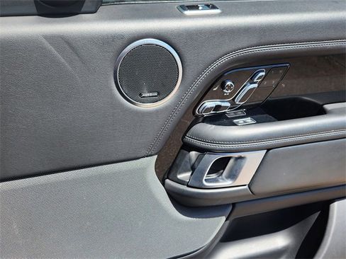 Used 2022 Land Rover Range Rover Westminster Edition image 20
