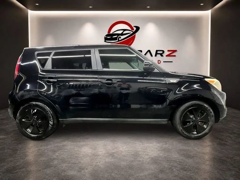 Used 2014 Kia Soul FWD image 4