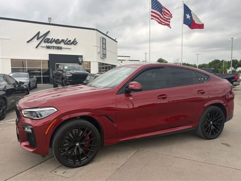 Used 2021 BMW X6 M50i w/ Executive Package image 1