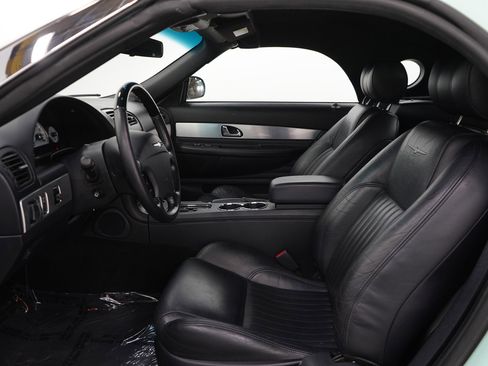 Used 2004 Ford Thunderbird image 12