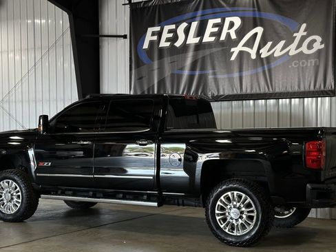 Used 2015 Chevrolet Silverado 2500 LTZ w/ Duramax Plus Package AWD/4WD image 31