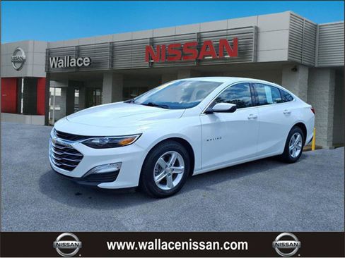 Used 2024 Chevrolet Malibu LS w/ Driver Confidence Package FWD image 1