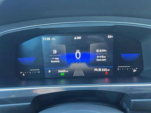 Certified 2023 Volkswagen Tiguan SE R-Line image 19