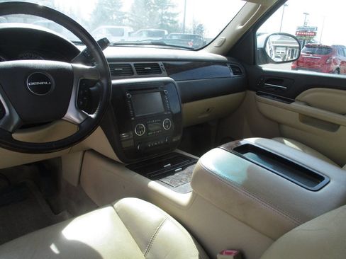 Used 2012 GMC Yukon Denali image 37