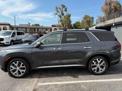 Used 2021 Hyundai Palisade SEL w/ Premium Package AWD/4WD image 4