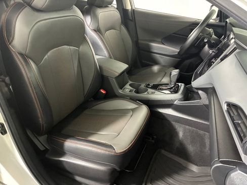 Certified 2025 Subaru Crosstrek 2.5i Limited w/ Crosstrek Mirror Package image 27