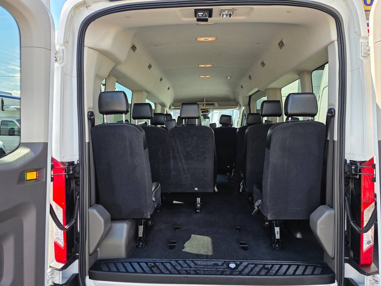 Used 2020 Ford Transit 350 XL RWD image 23