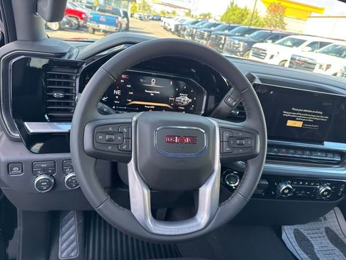 New 2026 GMC Sierra 1500 Elevation image 18