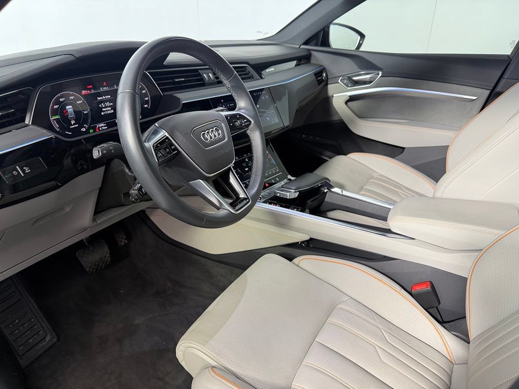 Used 2024 Audi Q8 e-tron Premium Plus w/ Prestige Package AWD/4WD image 18